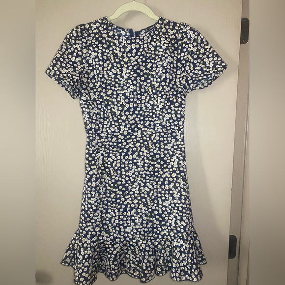 Beautiful small daisy pattern - Picture 2 of 3